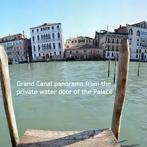 Apartment Tribuno Grand Canal
