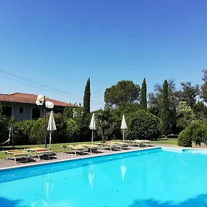 Hotel Monti San Baronto